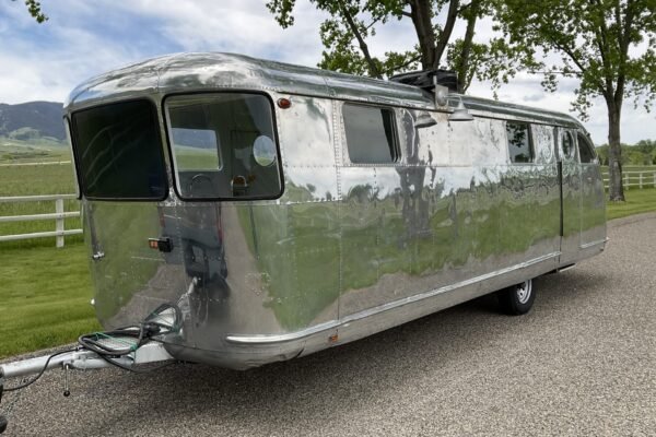 1947 Spartan Manor 25 Ice Cream Trailer
