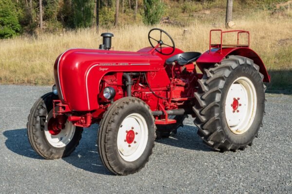 27-Years-Family-Owned 1959 Porsche-Diesel Super 308 Tractor