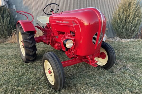 1959 Porsche-Diesel Junior 108L Tractor