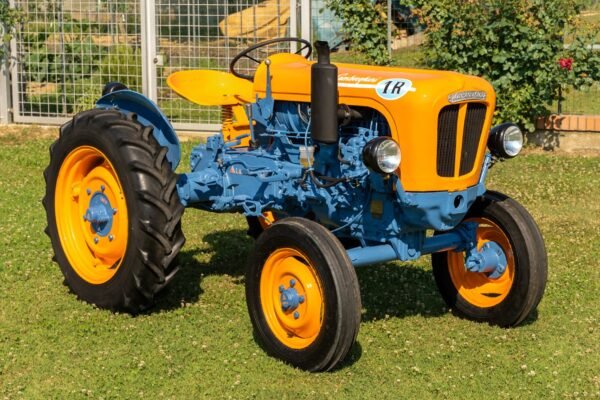 1962 Lamborghini 1R Tractor