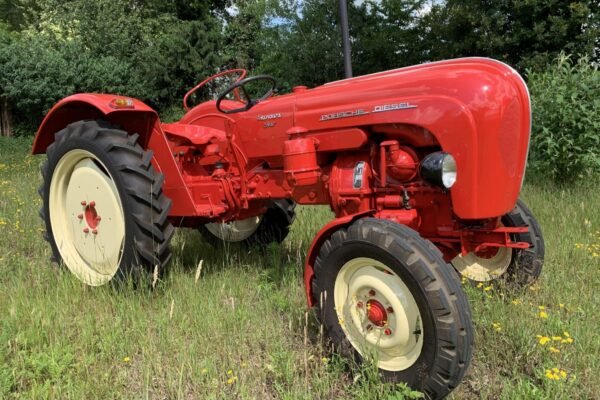 1962 Porsche-Diesel 238 Standard Star Tractor